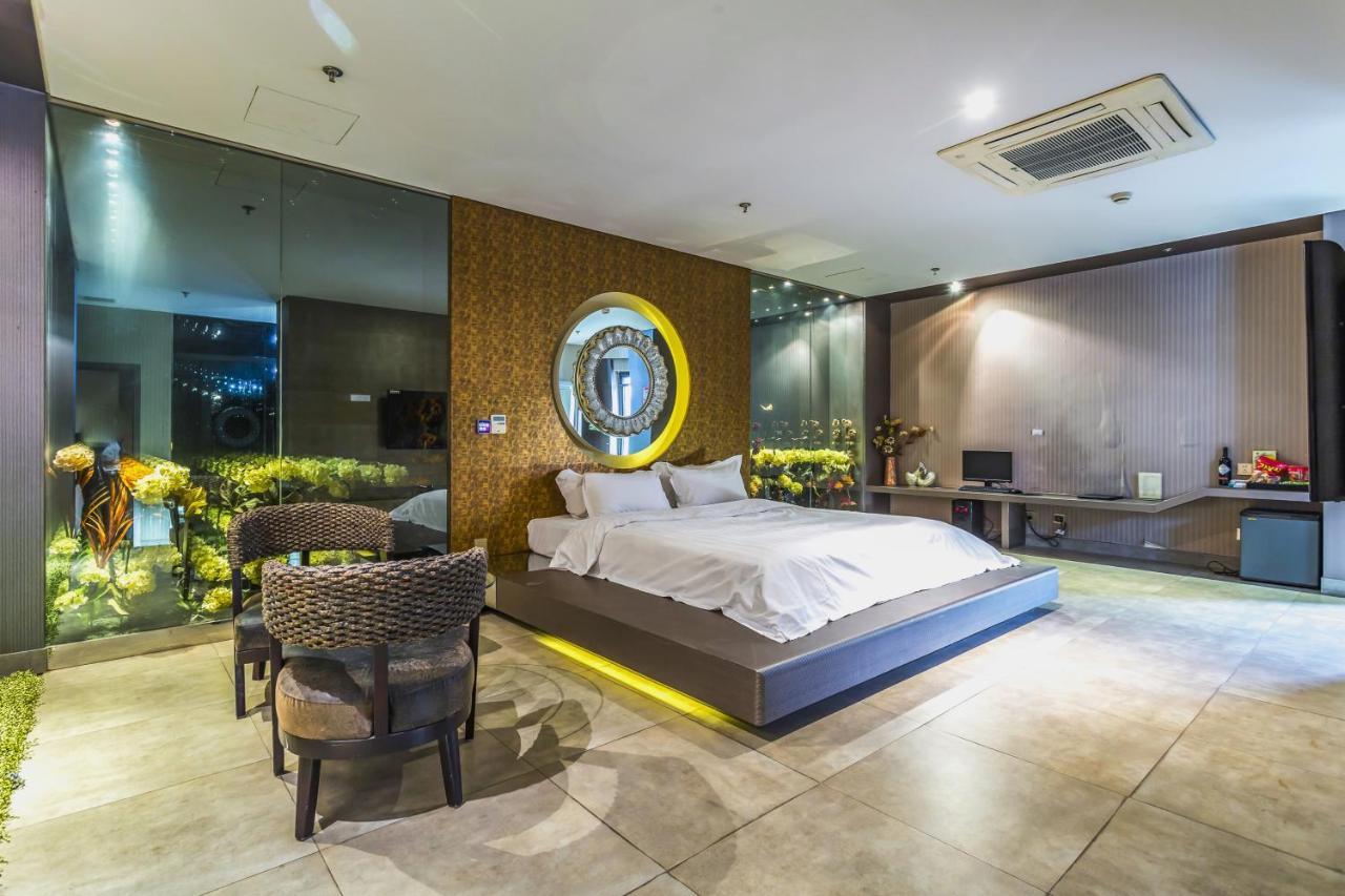 Qingdao Heng Bo Hotel Exteriör bild